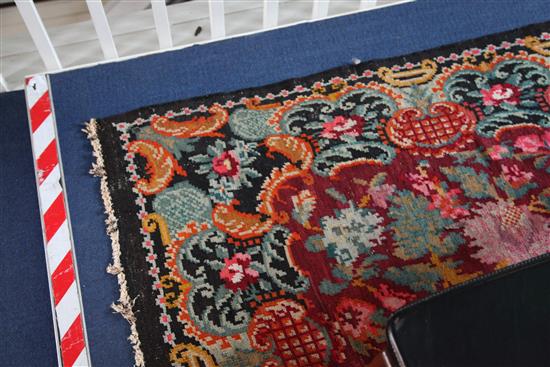 A large Kelim carpet, 11ft 2in by 8ft 1in.